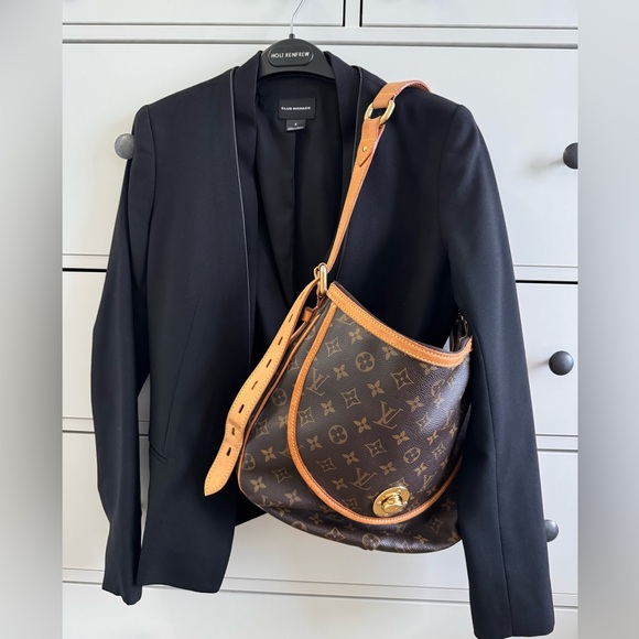 Louis Vuitton Tulum GM Monogram - Picture 11 of 12